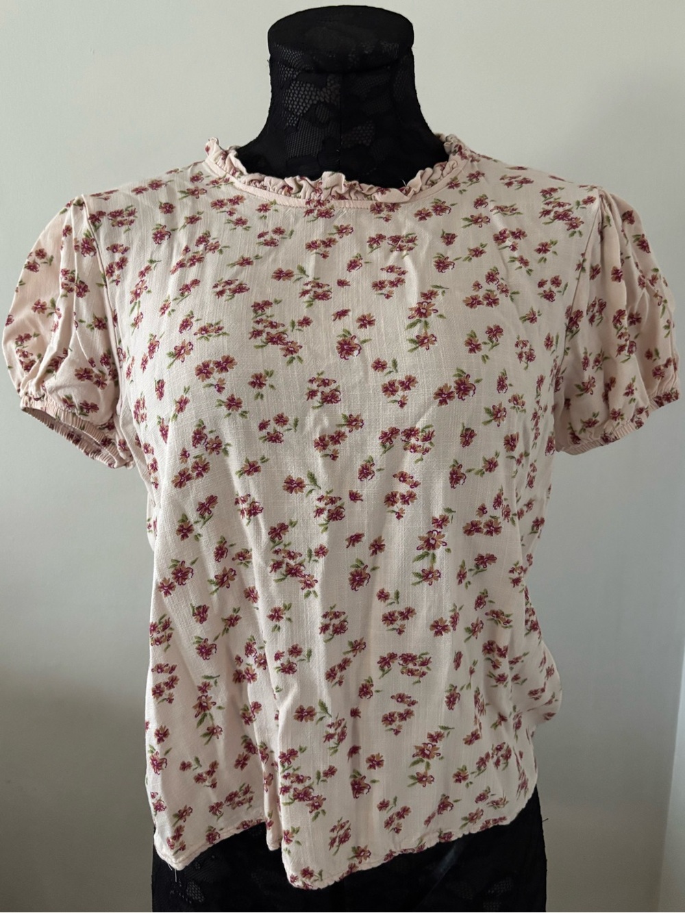 Lazy Sunday’s short sleeve floral top
